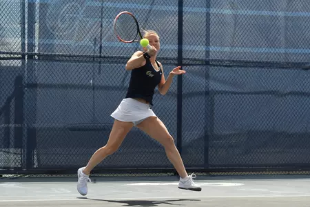 <i>Marie-Louise Decamps</i>