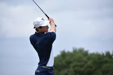 Logan Lowe finished T-8th with a 4-under 212