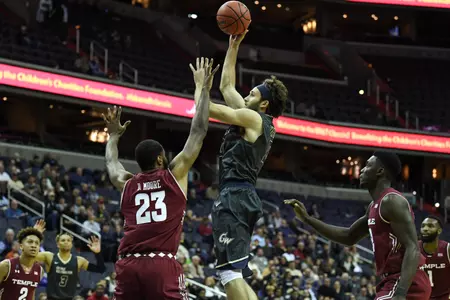 Patrick Steeves finished with 23 points on 9-of-13 shooting