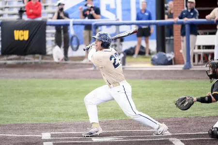 Mark Osis hit a game-winning home run to open Sunday's doubleheader.