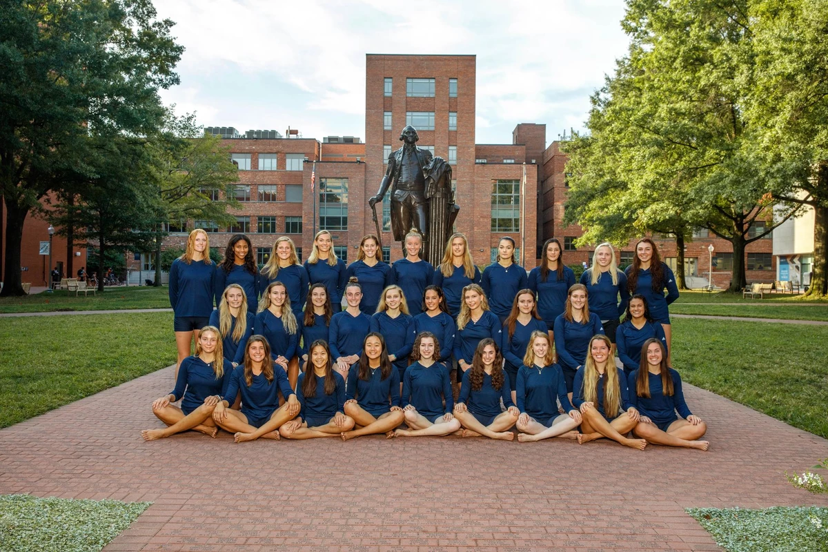2019 women's rowing