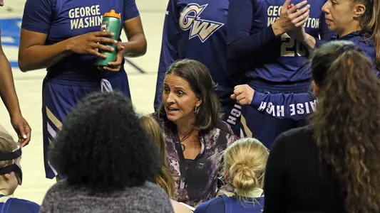 WBB Team Huddle