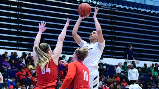 Kayla Mokwuah rises to score