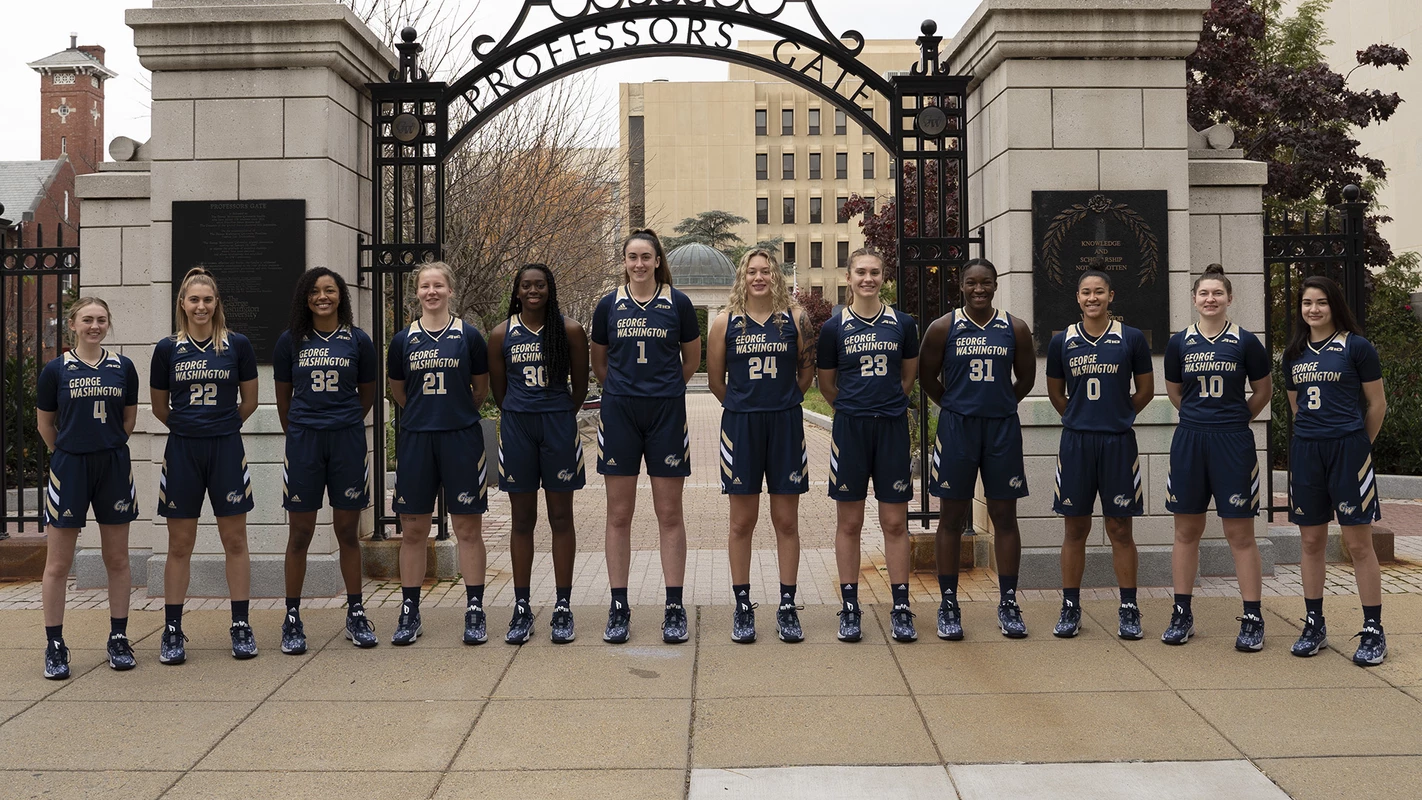 2020-21 WBB Team Photo