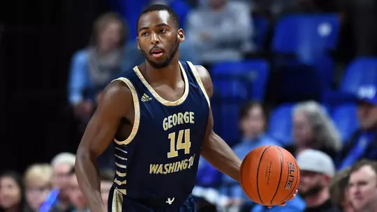 Maceo Jack looks for a shot at Saint Louis