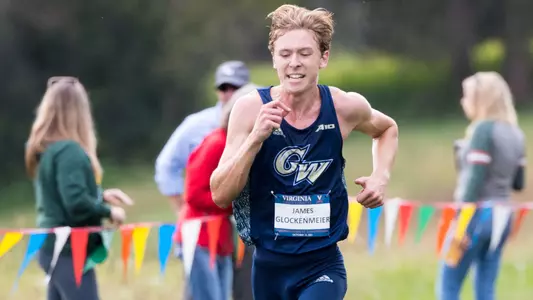 James Glockenmeier competes at the UVA XC23 Invitational