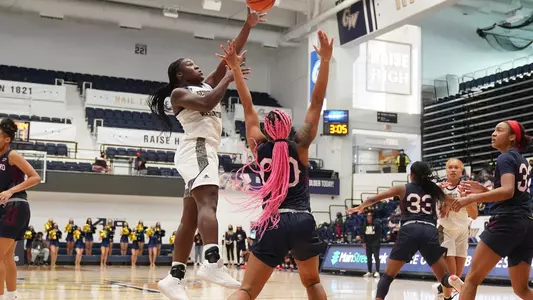 Mayowa Taiwo gets up against Howard