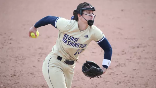 Sierra Lange delivers a pitch.
