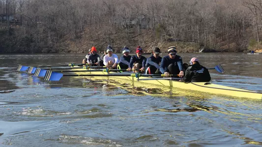 Men's Rowing practices