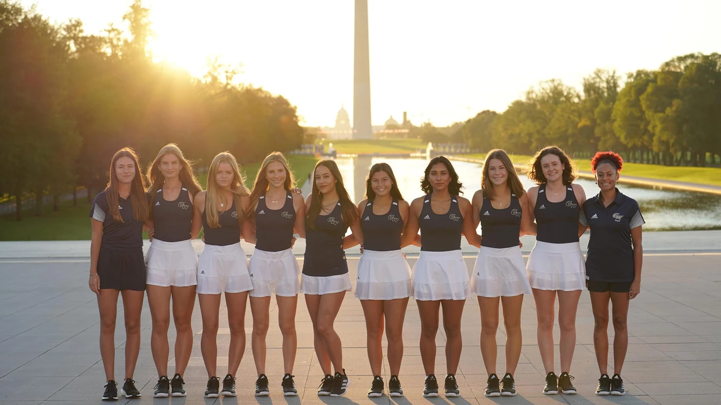Women's Tennis Team Photo