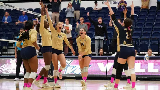 Volleyball celebrates win over Saint Louis