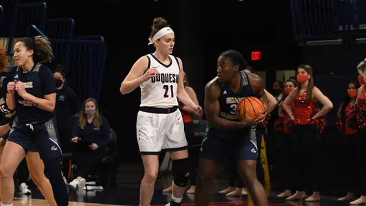 Mayowa Taiwo goes head to head with Duquesne