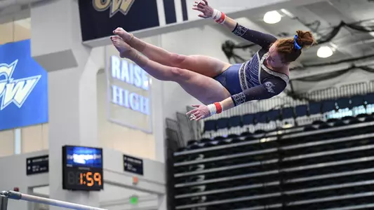 Libby Garfoot performs on bars