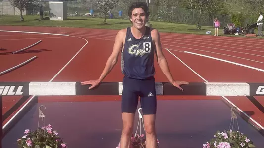 Logan Broedner wins the Mens Steeple at Hopkins/Loyola Invite 2022