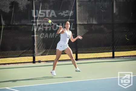 Katarina Marinkovikj swings the racquet