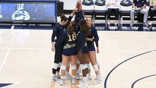 Volleyball huddles in season opener vs. New Orleans