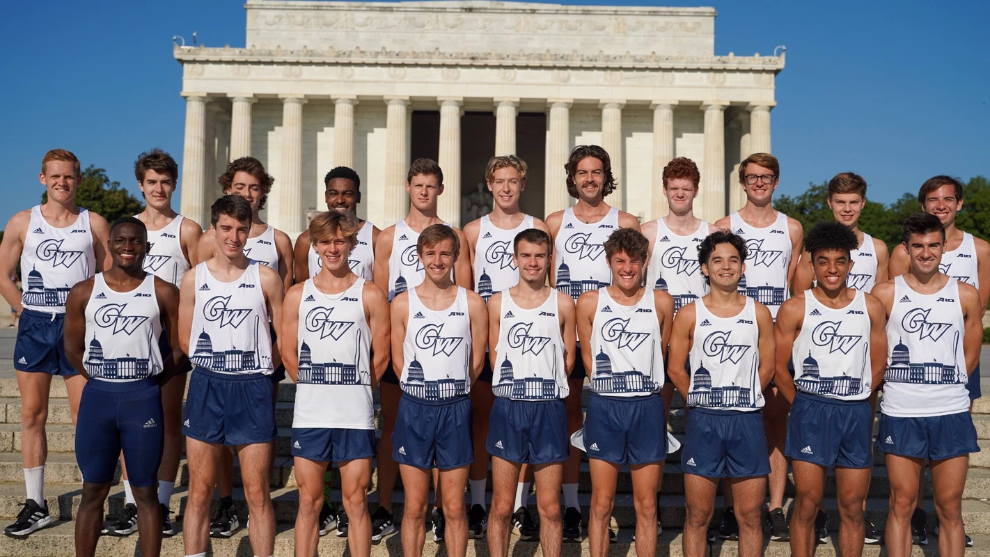 2022-23 Men's Cross Country/Track Team Photo