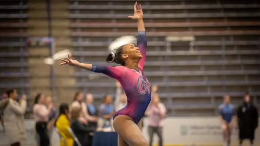 Deja Chambliss competes on floor at UNH