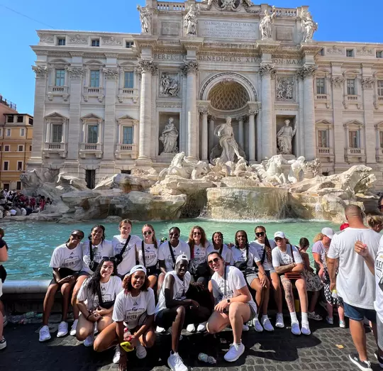 GW WBB at the Trevi Fountain
