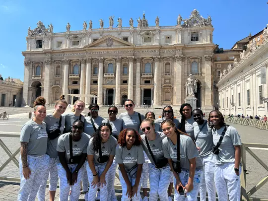 GW WBB in Vatican City