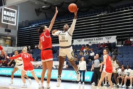 Mayowa Taiwo Layup vs. Duquesne (1/10/24)