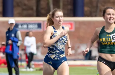 Sarah Mitchell Runs at Fred Hardy Invite