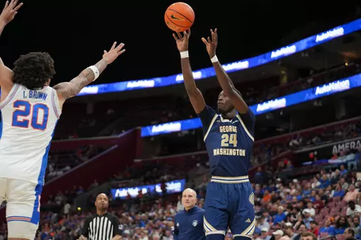 Tyrone Marshall Jr. shoots a 3-pointer against Florida