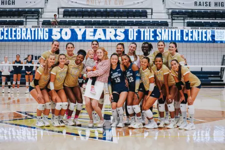 Volleyball Poses with Coach Nicole Alford and Juniper Van Vliet