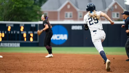 Paige Hayward running to second base