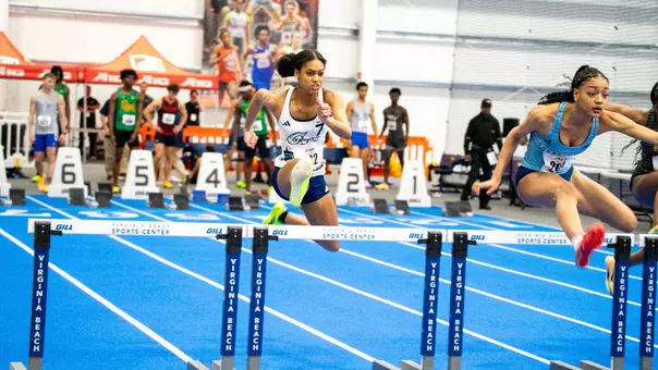 Kamryn Holness competes the 60m hurdles at the A-10 indoor championships