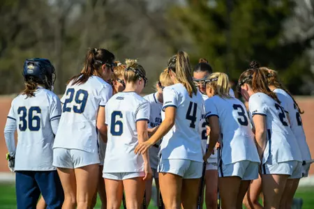 Lacrosse huddles vs. W&M
