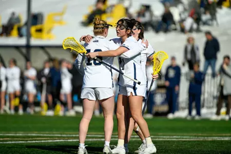 Daisen Iwan and Mimi Walters huddle at the Vern