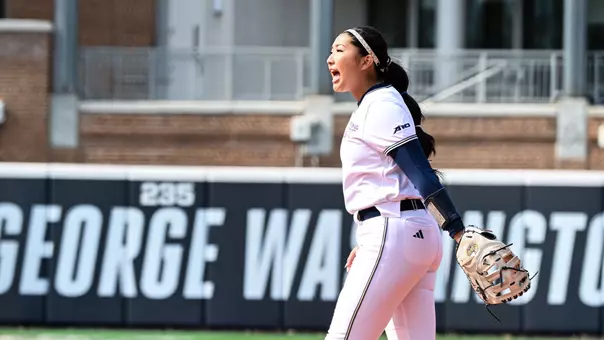 Emi Todoroki celebrating