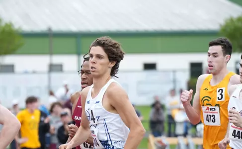 Nic Rodgers races at A-10 Championships