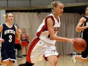 Bulldogs Drop Opener At Carolina First Tournament Image
