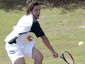 Bulldogs Crush Bruins 6-1 in Men's Tennis Image