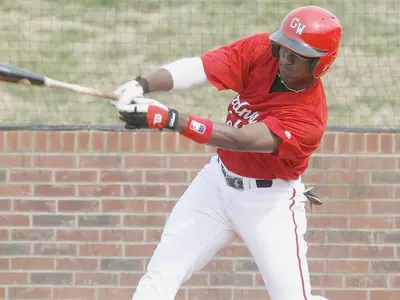 Diamond 'Dogs Complete Friday Sweep With 6-2 Win In Nightcap Image