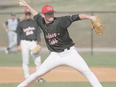 Diamond 'Dog Bats Erupt In 12-8 Win Over Davidson Image