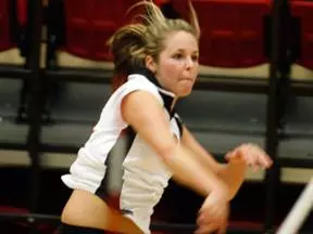 Bulldogs Fall To Coastal Carolina, 3-1 Image