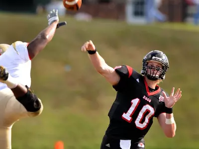 Campbell Strikes Again: GWU Posts 34-33 Comeback Win At Stonybrook Image