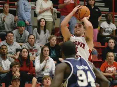 Gardner-Webb To Host Winthrop Wednesday Night In Men's Hoops Action Image
