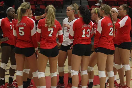 GWU Volleyball Takes One Set in 3-1 Loss at Charleston Southern Image