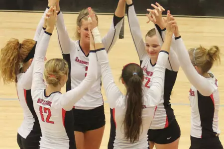 GWU Volleyball Signs Heather Feldman to NLI Image