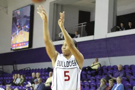 Runnin' Bulldogs Use Team Effort to Push No. 10 Oklahoma to the End in 84-75 Loss Image