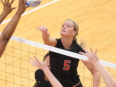 High Point Escapes GWU with a 3-1 Win in Volleyball Action on Saturday Afternoon Image