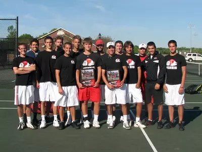 Men's Tennis Earns 7-0 Victory Over ABAC on Senior Day Image