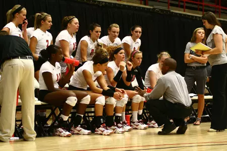 Runnin' Bulldogs Fall in Straight Sets on Friday Night at Radford Image