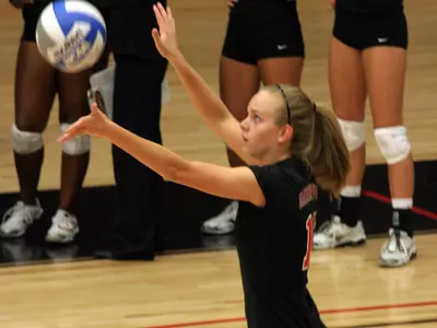 GWU Volleyball Falls at Coastal Carolina in Straight Sets, 3-0 Image