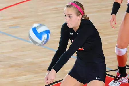 Runnin' Bulldogs Drop a Five Set Thriller to Campbell, 3-2 Image