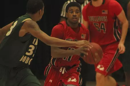 Runnin' Bulldogs Use Balance To Roll Past Lees-McRae, 91-61, Wednesday Image